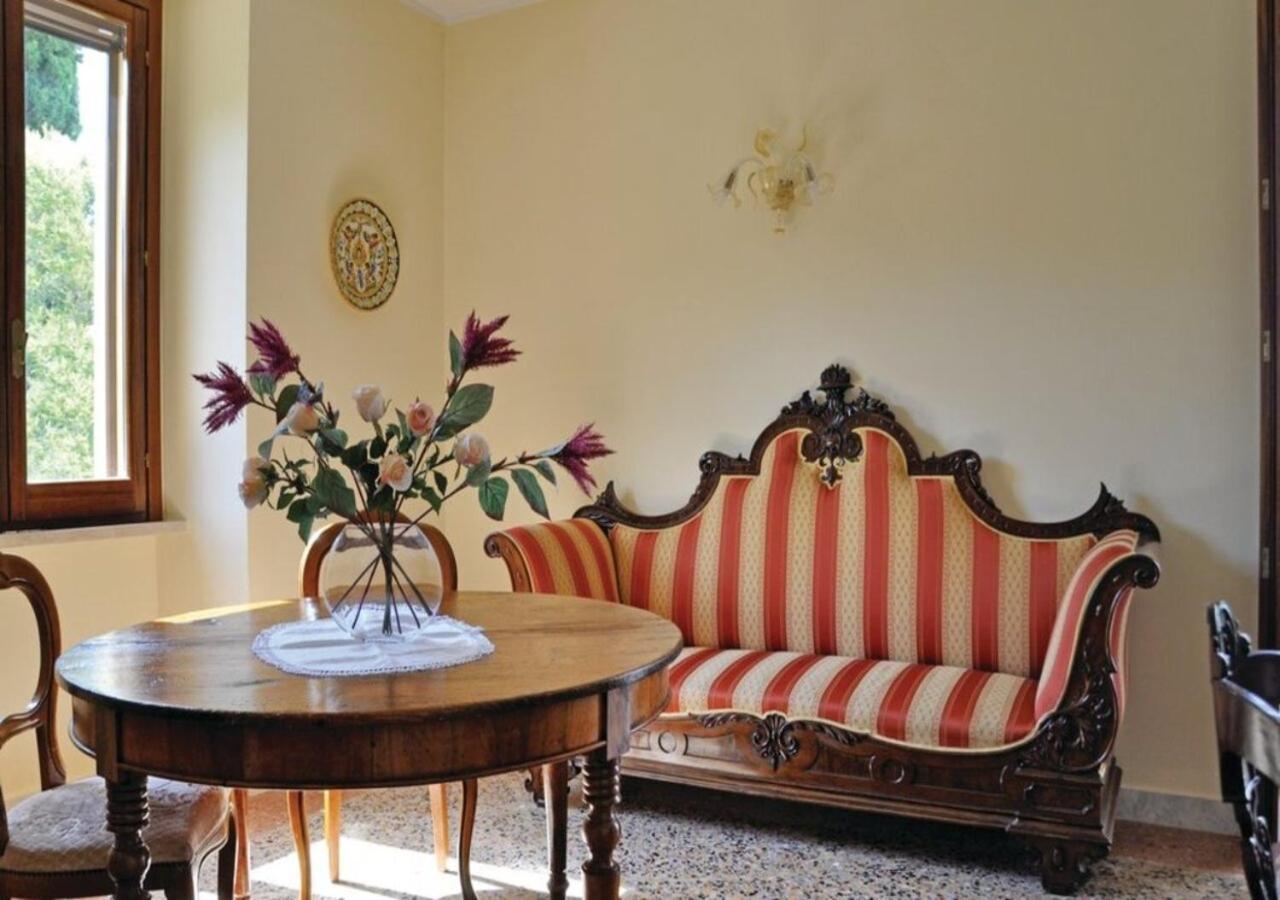 Agriturismo Villa Val D'Olivi Capodacqua  Luaran gambar