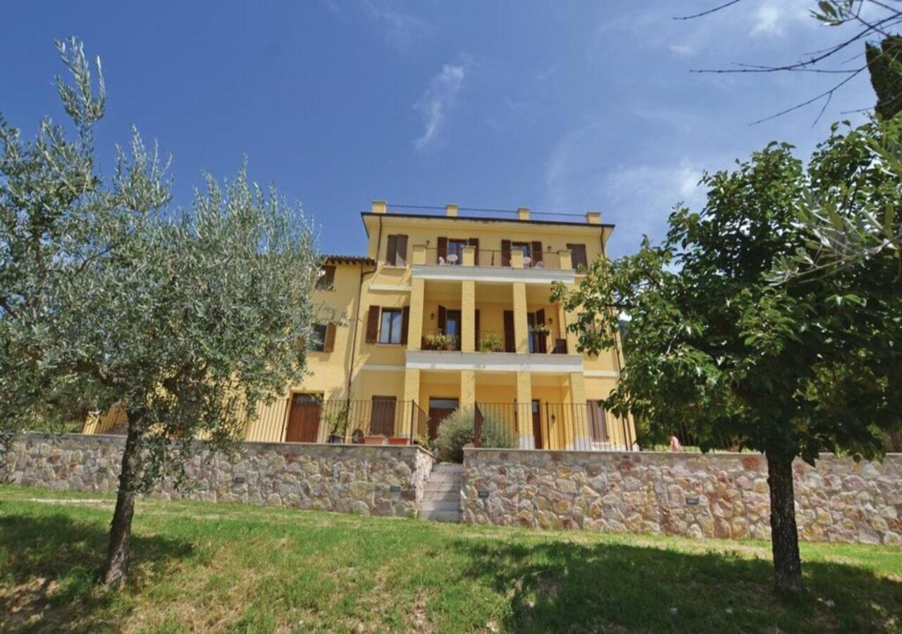 Agriturismo Villa Val D'Olivi Capodacqua  Luaran gambar