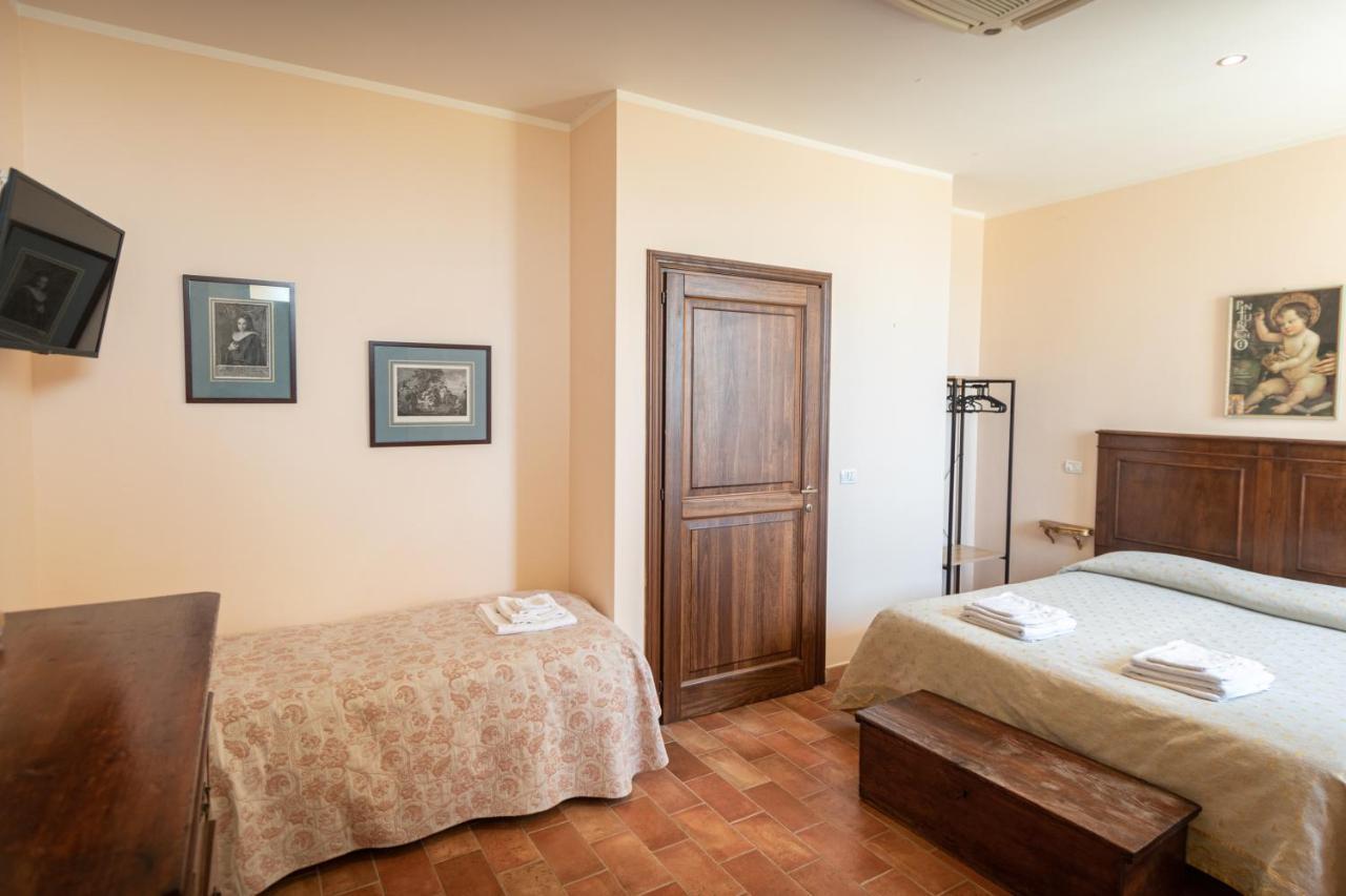 Agriturismo Villa Val D'Olivi Capodacqua  Luaran gambar