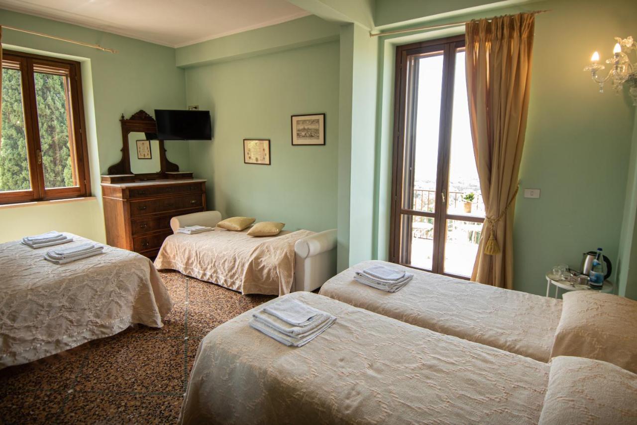 Agriturismo Villa Val D'Olivi Capodacqua  Luaran gambar