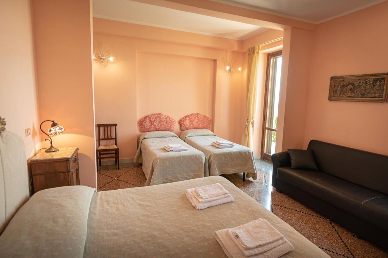 Agriturismo Villa Val D'Olivi Capodacqua  Luaran gambar